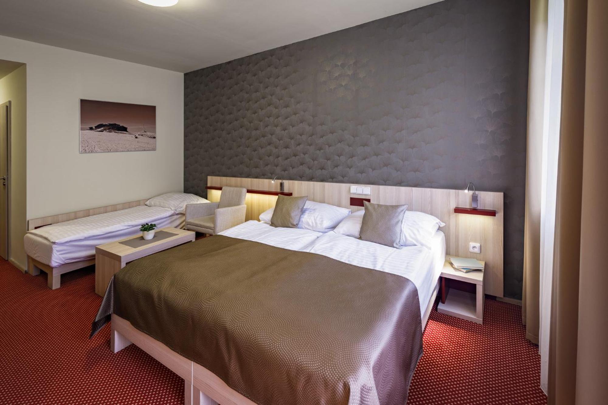 Peras Wellness Hotel Ludvíkov Exterior photo
